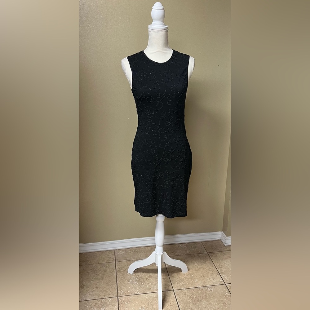 Alexia Admor (New York) Beaded Cocktail Dress
